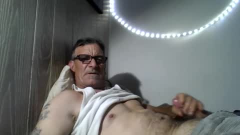 kalifornia91666 online show from November 2025 10:42:02 PM