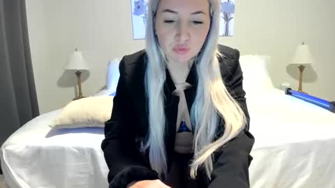 Snapshot of kaliii_jones chatting on January 2025 02:15:01 AM Kaliii jones online show from January 2025 02:15:01 AM