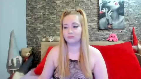 kalindahot online show from February 2025 07:23:01 PM