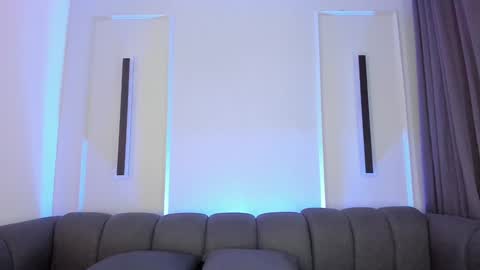 Carolina   online show from February 2025 07:27:02 PM