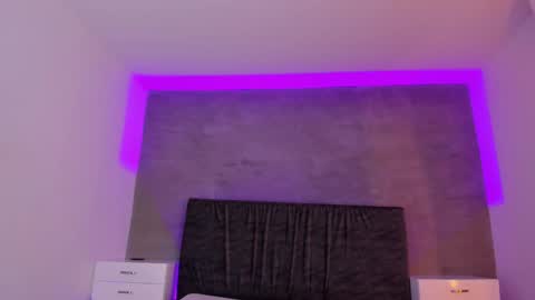 Carolina   online show from February 2025 04:04:01 PM