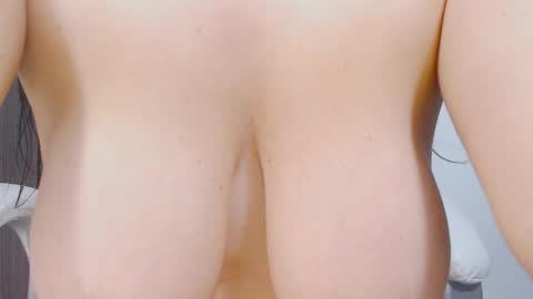 Hannah online show from May 2026 11:21:01 PM