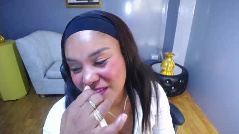 Kamala. Live 2100 - 600 online show from February 2026 03:33:01 AM