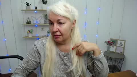 KamaliaSim online show from January 2025 07:20:01 PM