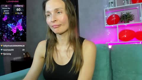 Snapshot of kamila_lee chatting on February 2025 02:31:02 PM Kamila GMT2 Tue 10 AM - 4 PMWed 3-9 AM Thur 3-9 AM Fri 3-9 AM Sat 10 AM - 4 PM. online show from February 2025 02:31:02 PM