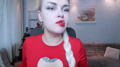 Camila online show from December 2025 06:29:02 AM