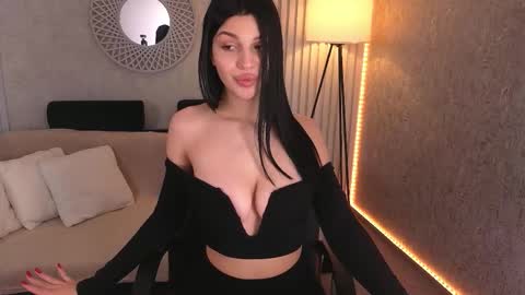 KamilaJuicy online show from March 2026 05:53:02 PM