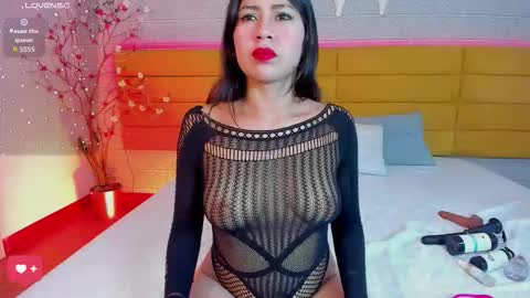 Snapshot of kamileblake chatting on October 2025 09:48:01 PM online show from October 2025 09:48:01 PM