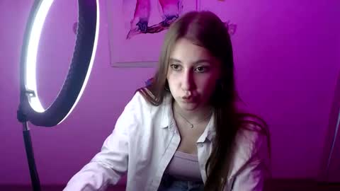 Snapshot of kamilla_love_ chatting on September 2025 12:38:02 PM kamilla_love_ online show from September 2025 12:38:02 PM