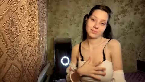 Snapshot of kamisalling chatting on February 2026 01:26:01 AM Mari Simmons online show from February 2026 01:26:01 AM