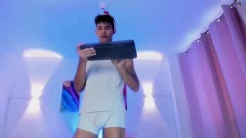 Kami online show from December 2025 06:38:02 PM