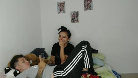 kammy   y   camila online show from November 2025 11:48:02 PM