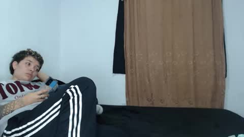 kammy   y   camila online show from April 2026 11:25:02 PM