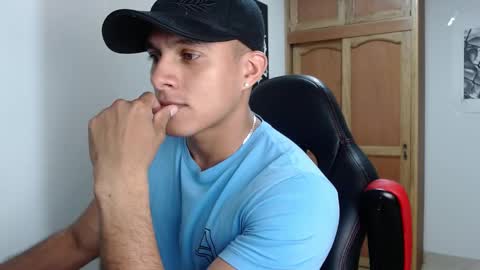 K A N E online show from March 2025 08:10:02 PM