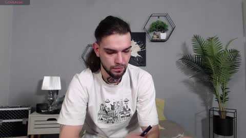 Snapshot of kanehunter chatting on March 2026 09:42:02 PM Kane online show from March 2026 09:42:02 PM