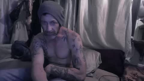 Snapshot of kaneisyours2420 chatting on May 2026 09:03:02 AM Tucker online show from May 2026 09:03:02 AM