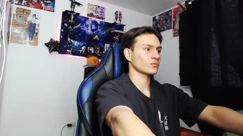 andres online show from October 2025 03:43:01 PM