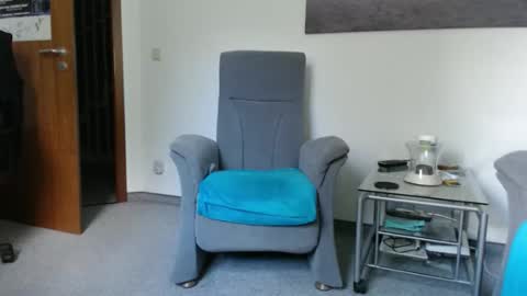 Snapshot of kantebra chatting on October 2025 08:49:01 AM Kante online show from October 2025 08:49:01 AM