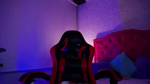 kaoz_33 online show from November 2025 07:45:02 PM