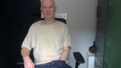 Robbie online show from December 2024 09:13:02 AM