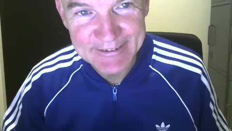 Robbie online show from December 2025 06:19:01 AM