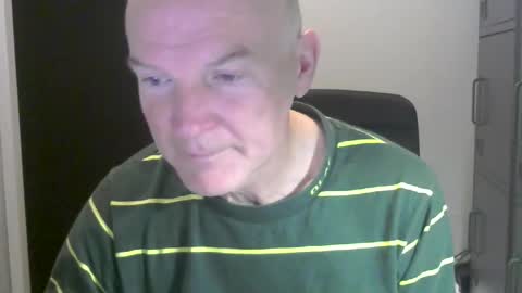 Robbie online show from April 2026 04:13:02 AM