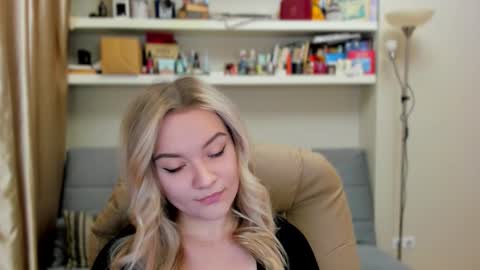 Kara. Off from 15th till 24th of December online show from October 2025 10:21:02 PM