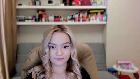 Snapshot of kara_smith_ chatting on June 2026 11:08:02 PM Kara. Off from 15th till 24th of December online show from June 2026 11:08:02 PM