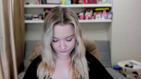 Snapshot of kara_smith_ chatting on July 2026 10:25:02 PM Kara. Off from 15th till 24th of December online show from July 2026 10:25:02 PM