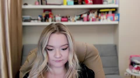Snapshot of kara_smith_ chatting on July 2026 11:21:02 PM Kara. Off from 15th till 24th of December online show from July 2026 11:21:02 PM