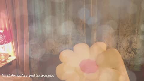 Snapshot of karathemagic chatting on May 2026 02:22:01 PM I am here around 5am GMT karathemagic online show from May 2026 02:22:01 PM