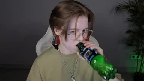 Karen online show from March 2026 08:51:02 AM