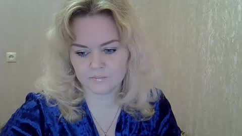 karennelsonx online show from February 2025 09:45:01 AM