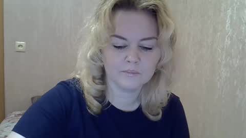 karennelsonx online show from February 2025 02:26:01 PM