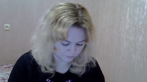 karennelsonx online show from February 2025 05:09:02 PM