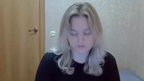 karennelsonx online show from October 2025 08:12:01 AM