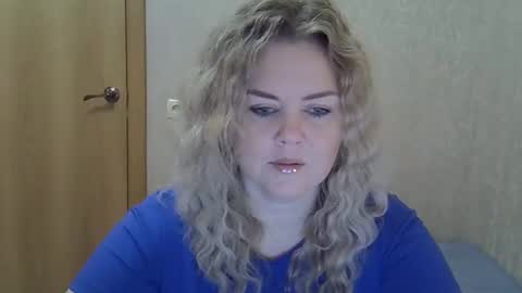 karennelsonx online show from November 2025 02:54:01 PM