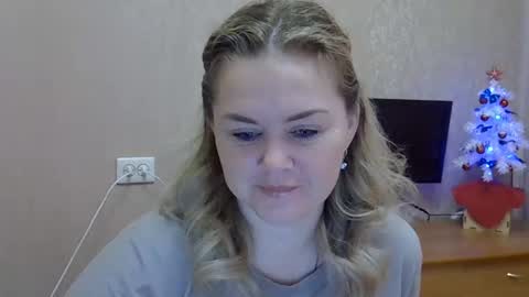 karennelsonx online show from December 2025 11:03:02 AM