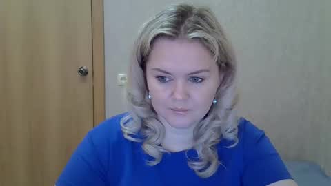 karennelsonx online show from March 2026 10:22:02 AM