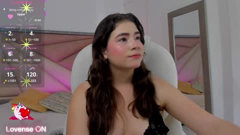 Snapshot of karenpautt chatting on January 2025 05:47:02 PM Karen online show from January 2025 05:47:02 PM