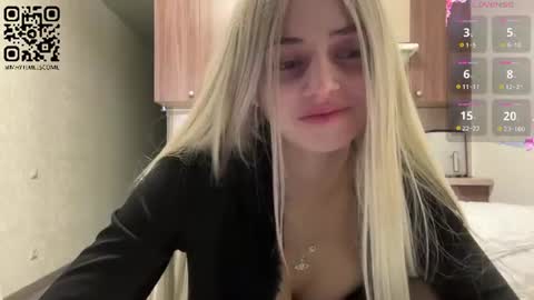 Snapshot of karensimilton chatting on June 2026 03:27:01 PM May online show from June 2026 03:27:01 PM