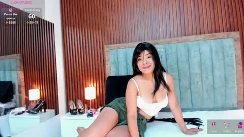 Karina  online show from May 2026 11:39:01 AM