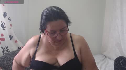 Karina online show from October 2025 08:29:02 PM