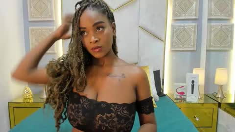 karinaacox online show from March 2026 01:02:01 PM