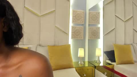 karinaacox online show from May 2026 12:35:02 PM