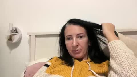 Karina online show from December 2024 04:46:02 PM