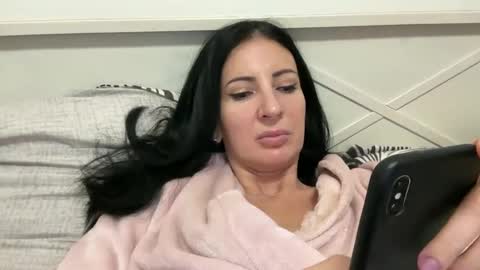 Karina online show from January 2025 05:00:02 PM