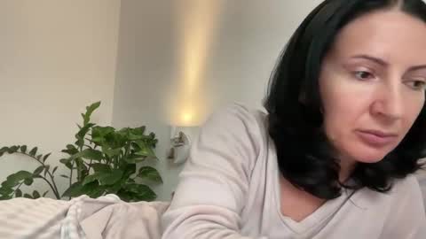 Karina online show from January 2025 11:24:01 AM