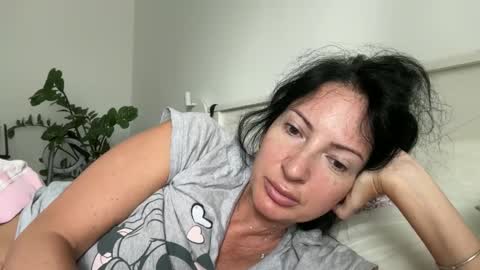 Karina online show from September 2025 07:57:01 AM