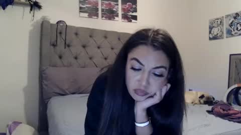 karinakummings online show from December 2025 12:01:02 PM